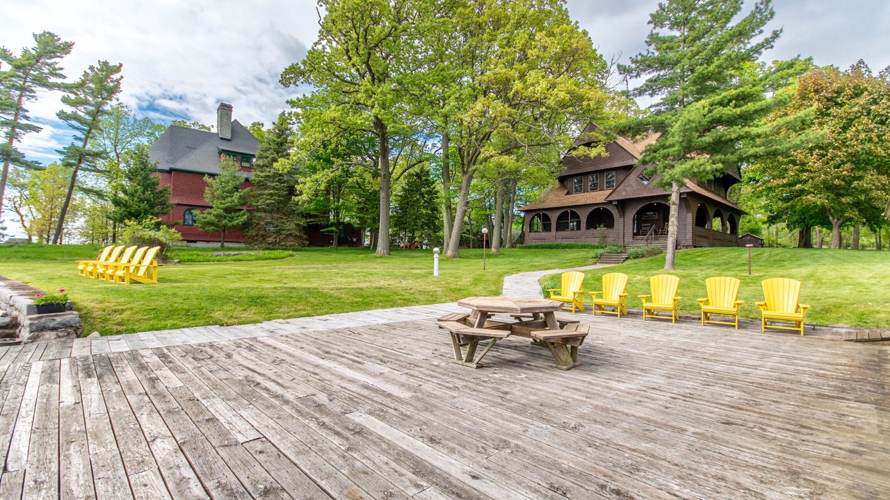 Photo of Outdoor in Frontenac