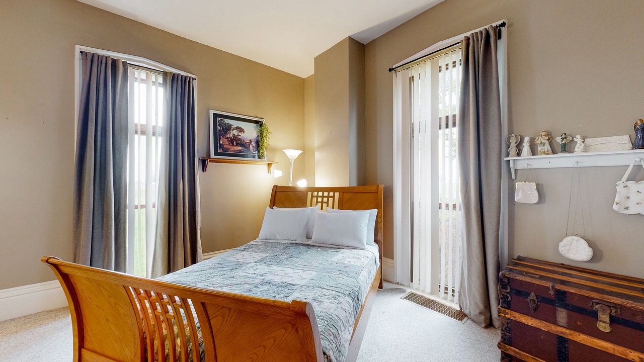 Photo of Bedroom in Penn Yan