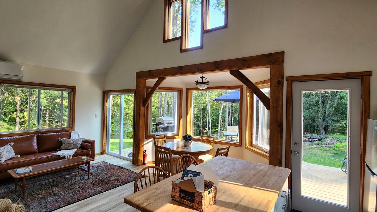 Photo of Livingroom in Newfane