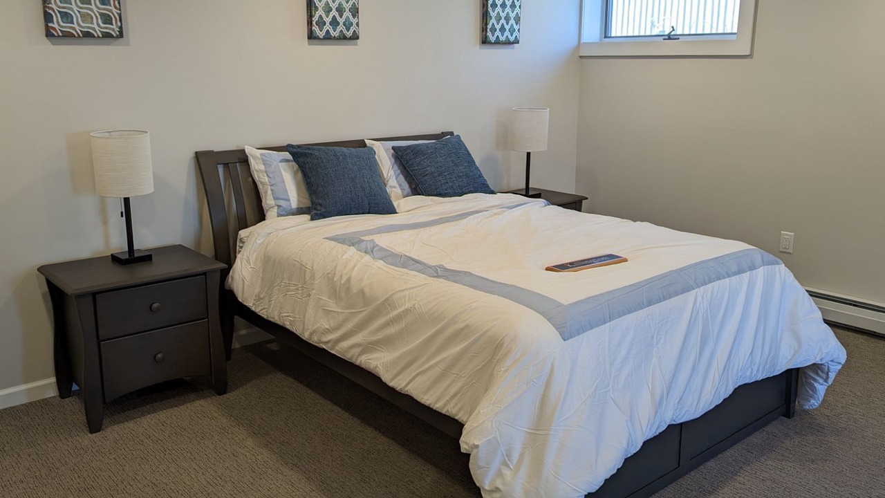 Photo of Bedroom in Malletts Bay