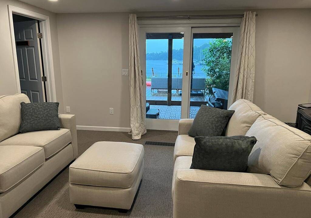 Photo of Livingroom in Malletts Bay