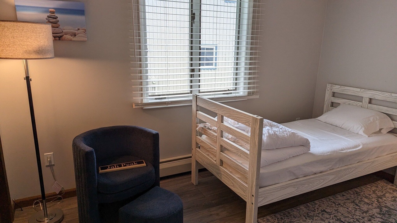 Photo of Bedroom in Malletts Bay
