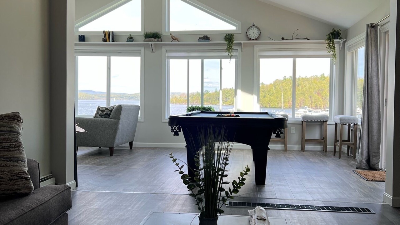 Photo of Livingroom in Malletts Bay