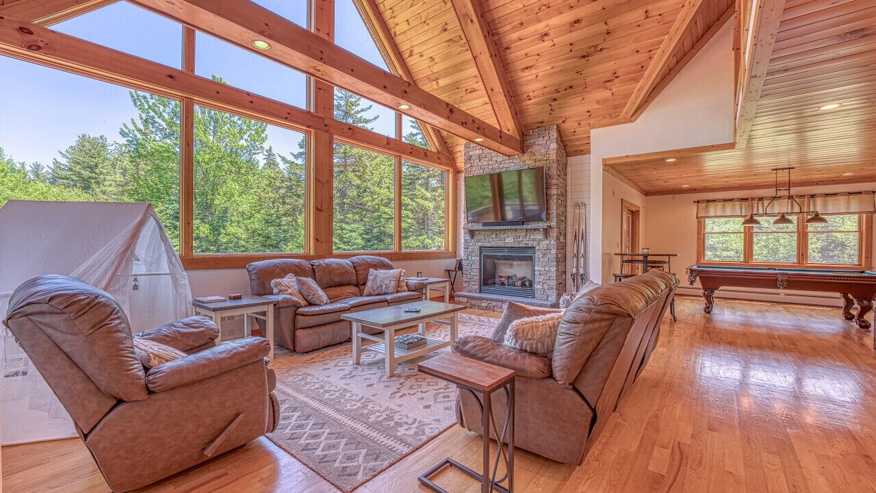 Photo of Livingroom in Twin Mountain
