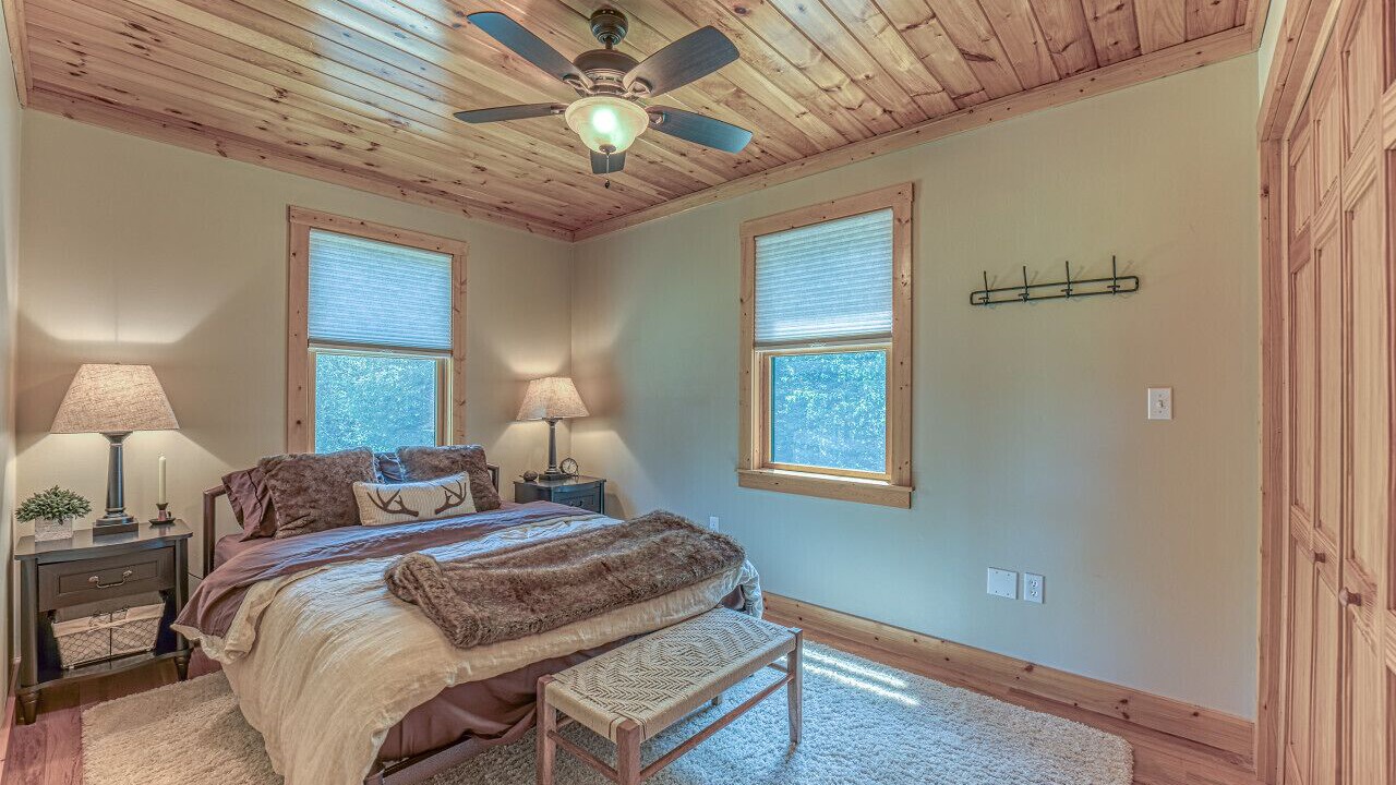 Photo of Bedroom in Twin Mountain