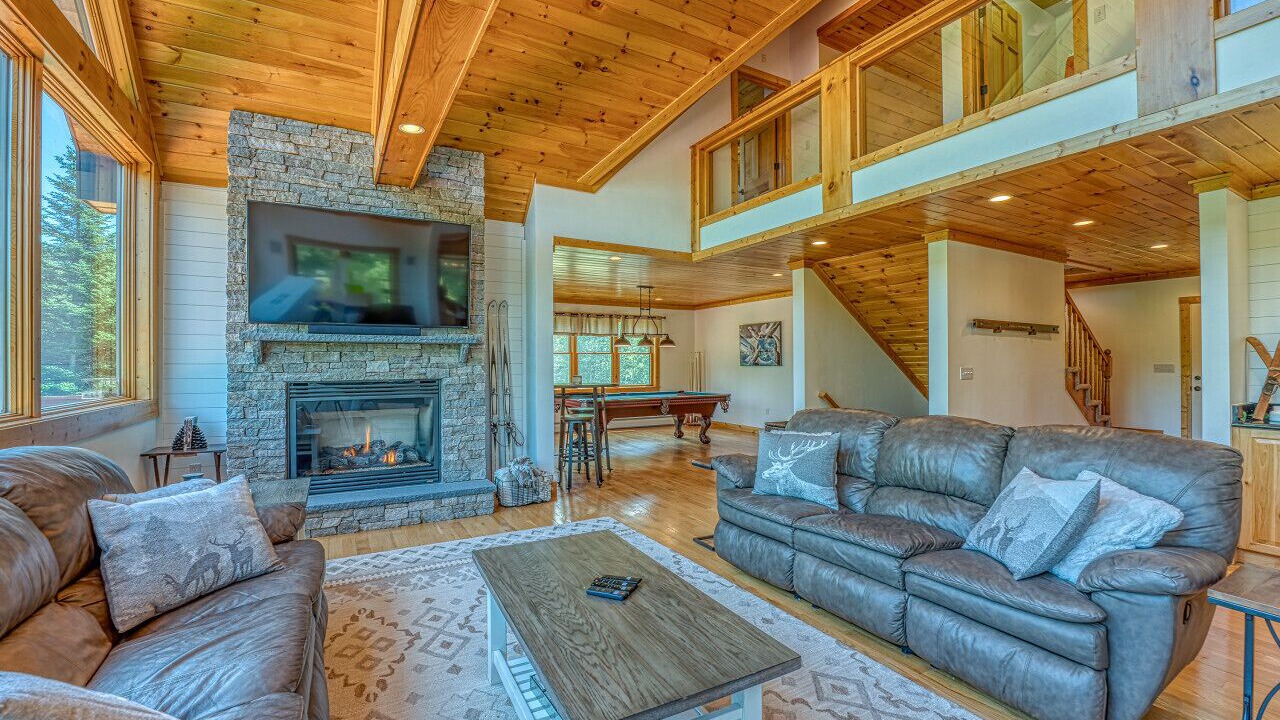 Photo of Livingroom in Twin Mountain
