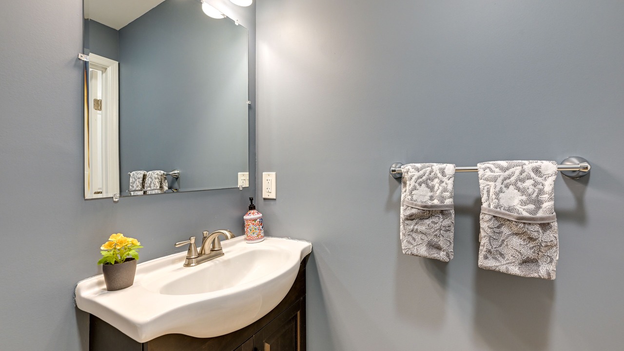 Photo of Bathroom in Glen Cove