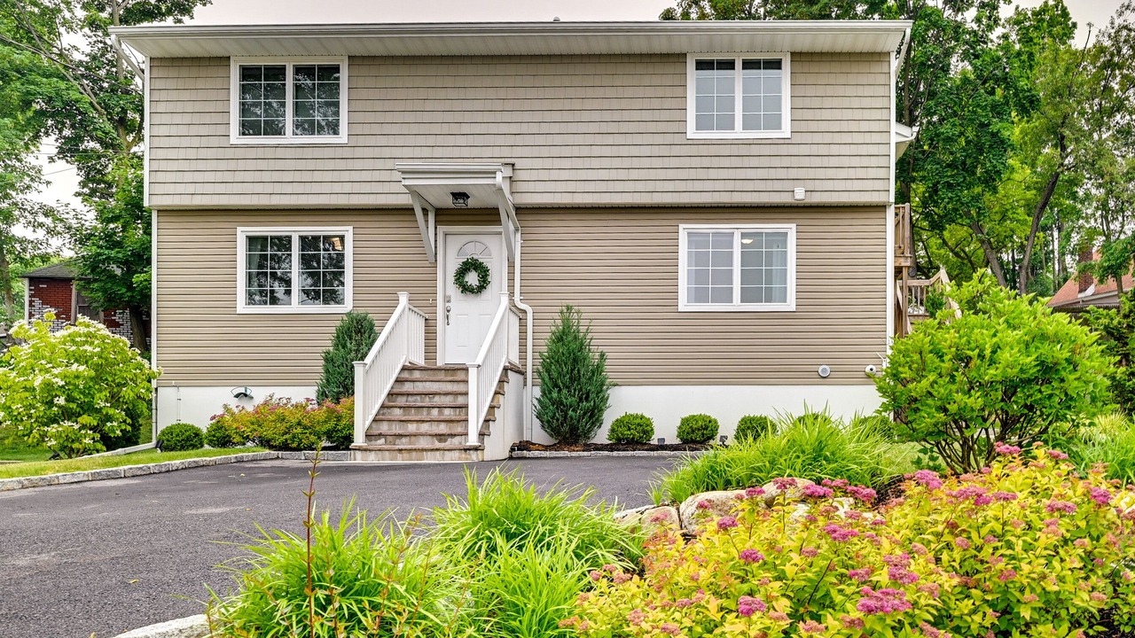 Photo of Outdoor in Glen Cove
