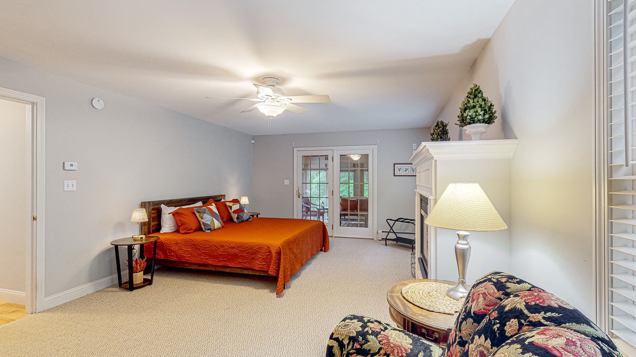 Photo of Bedroom in Raymond