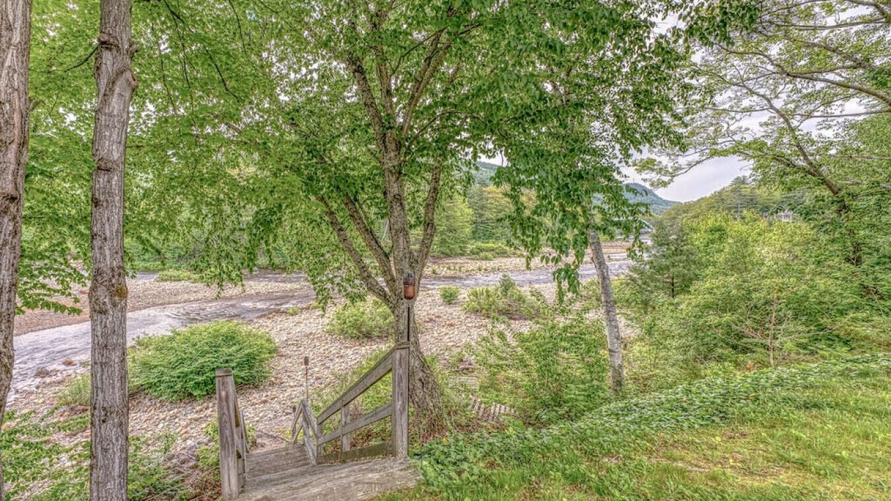 Photo of Others in North Woodstock