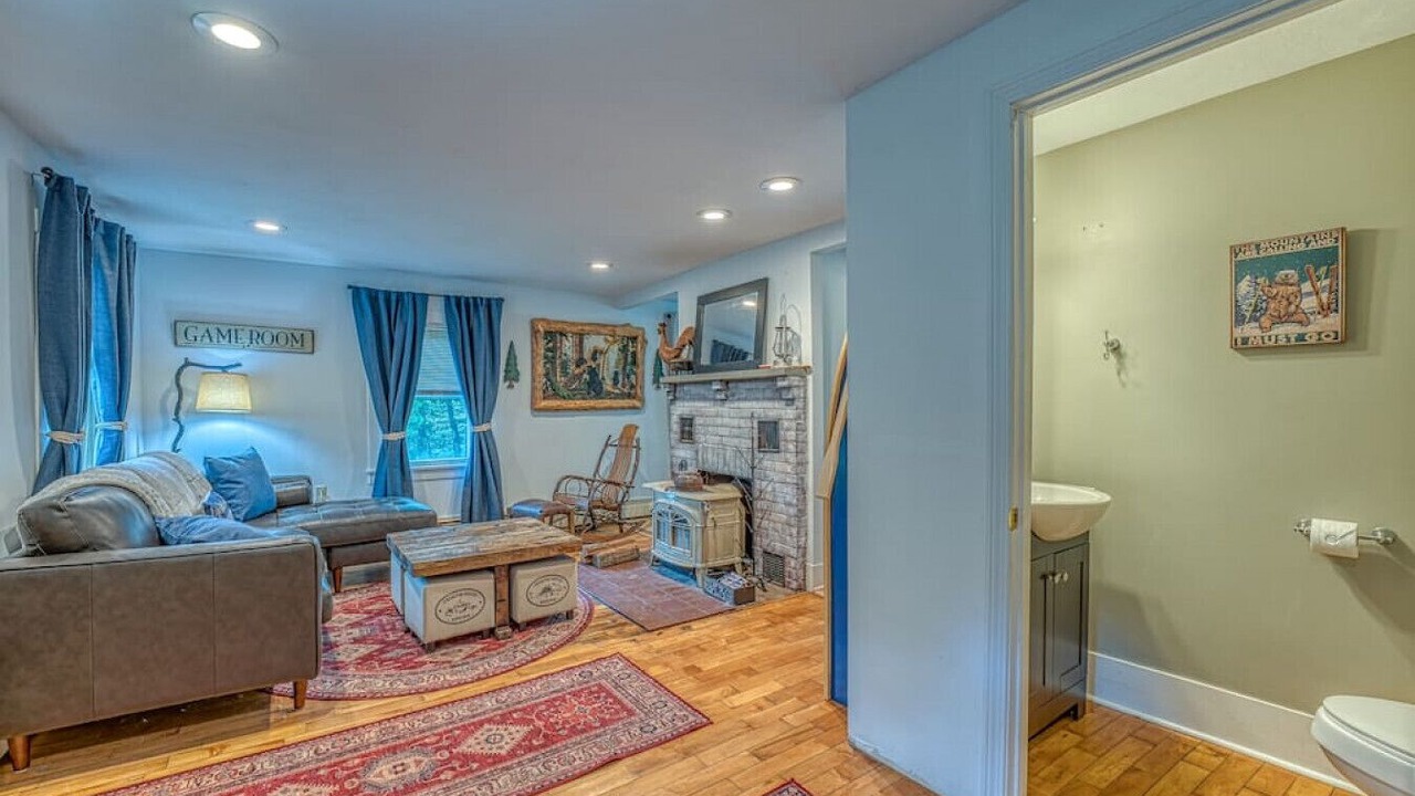 Photo of Livingroom in North Woodstock