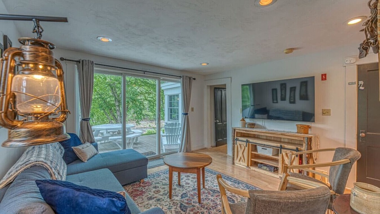 Photo of Livingroom in North Woodstock