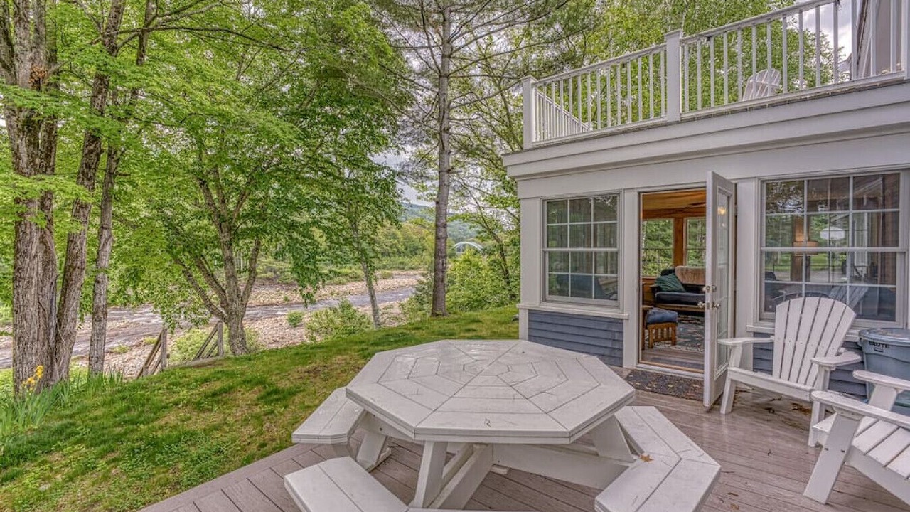 Photo of Outdoor in North Woodstock