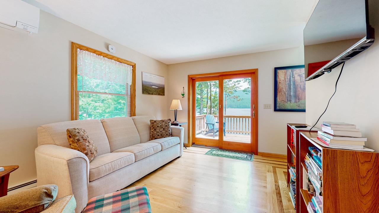 Photo of Livingroom in Gilmanton