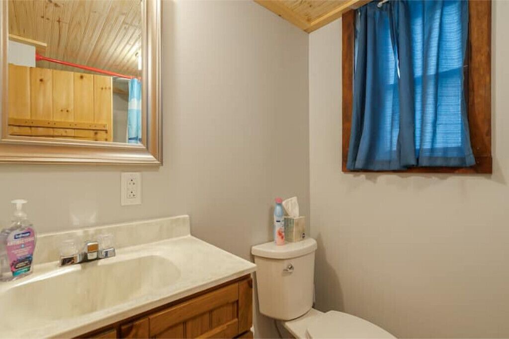 Photo of Bathroom in Canastota