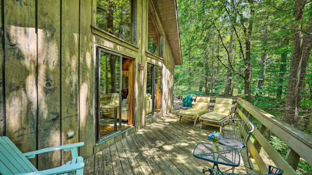 Photo of Patio Balcony in Otis