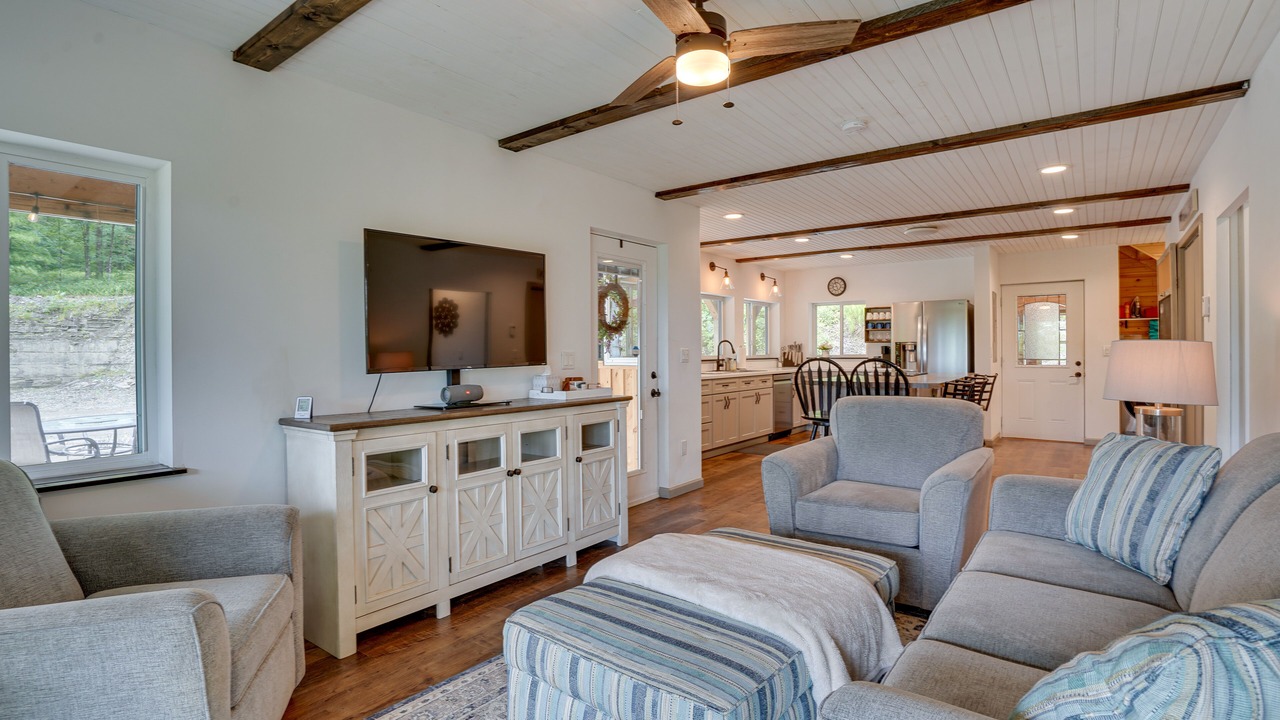 Photo of Livingroom in Marathon
