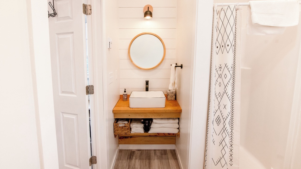 Photo of Bathroom in De Lancey