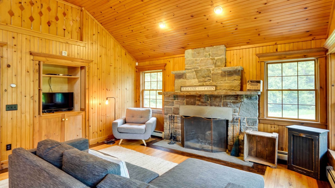 Photo of Livingroom in Tannersville