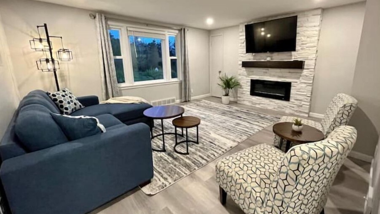 Photo of Livingroom in North Tonawanda