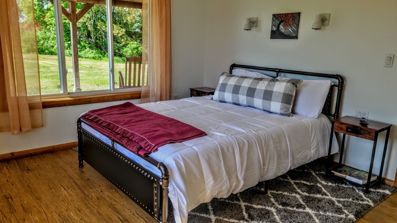 Photo of Bedroom in Starks