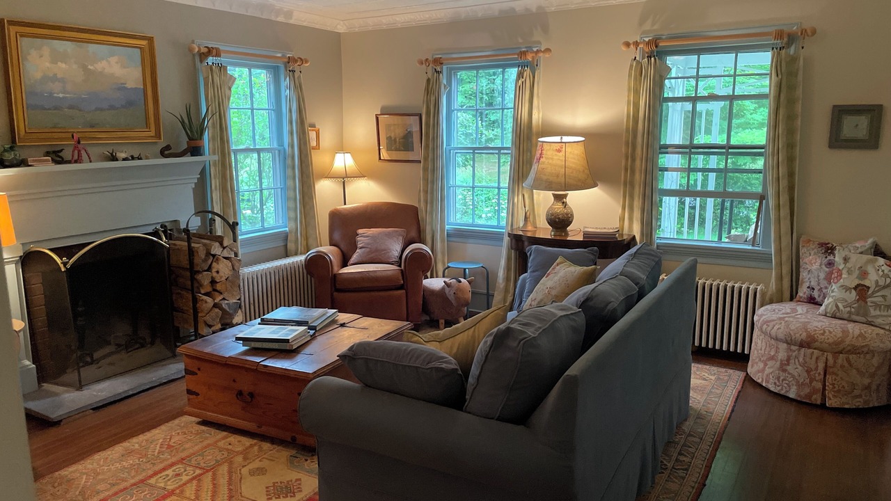 Photo of Livingroom in Rhinebeck