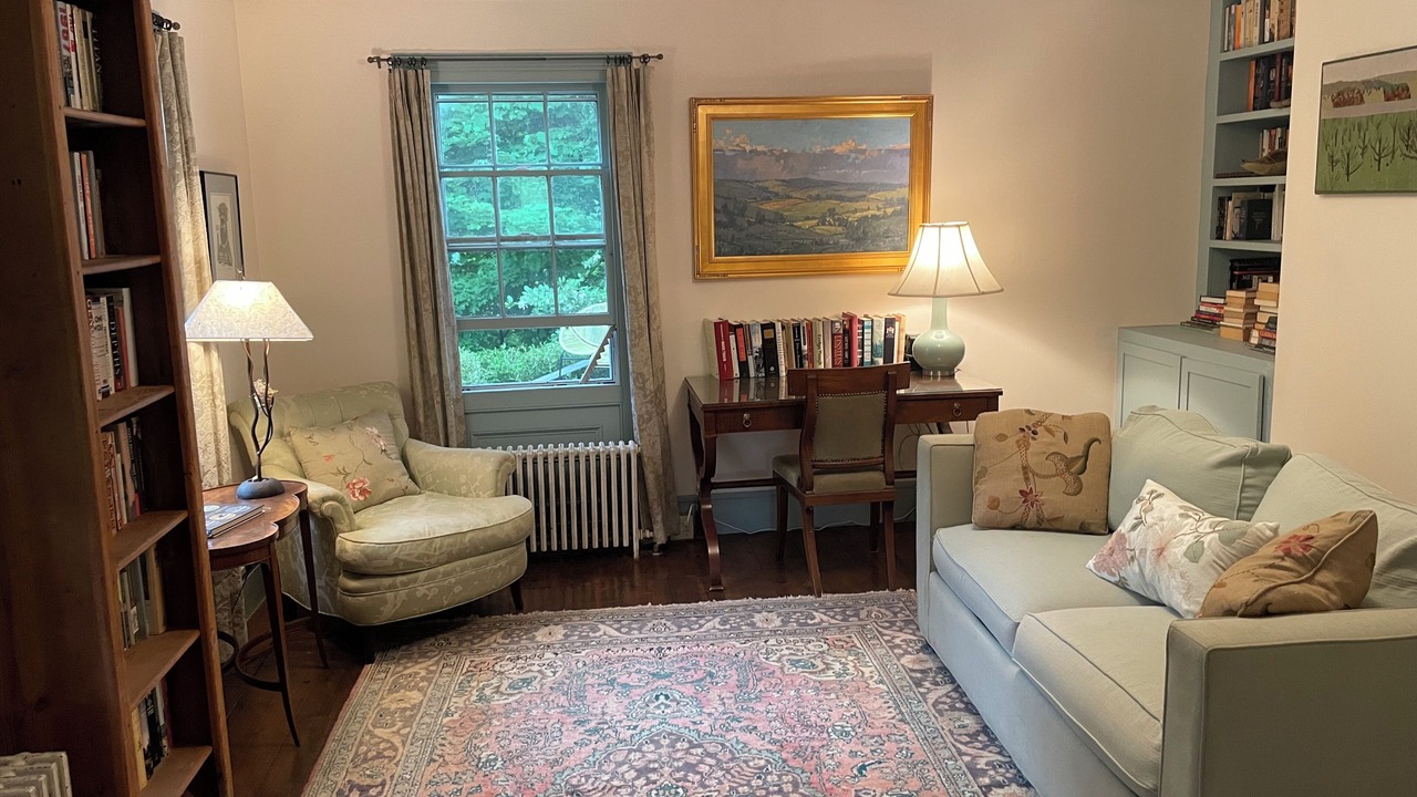 Photo of Livingroom in Rhinebeck