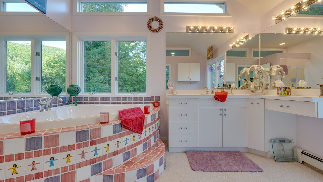 Photo of Bathroom in Thornton