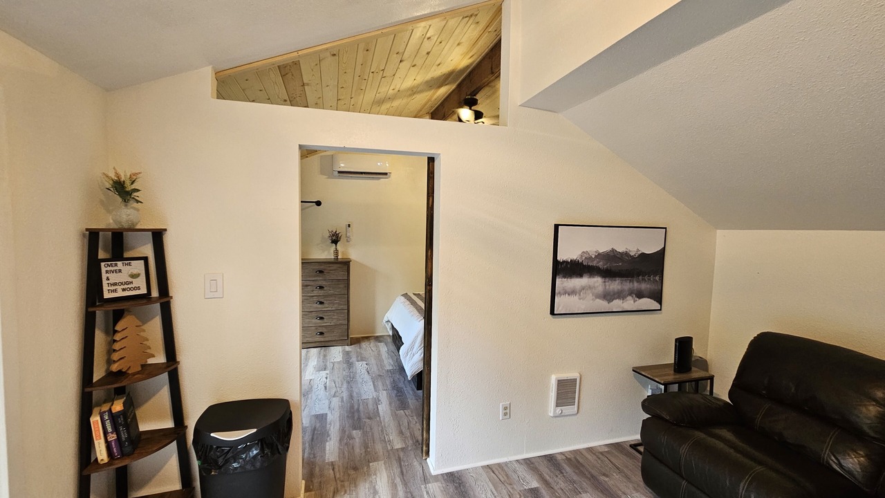 Photo of Livingroom in Jordan Road-Canyon Creek