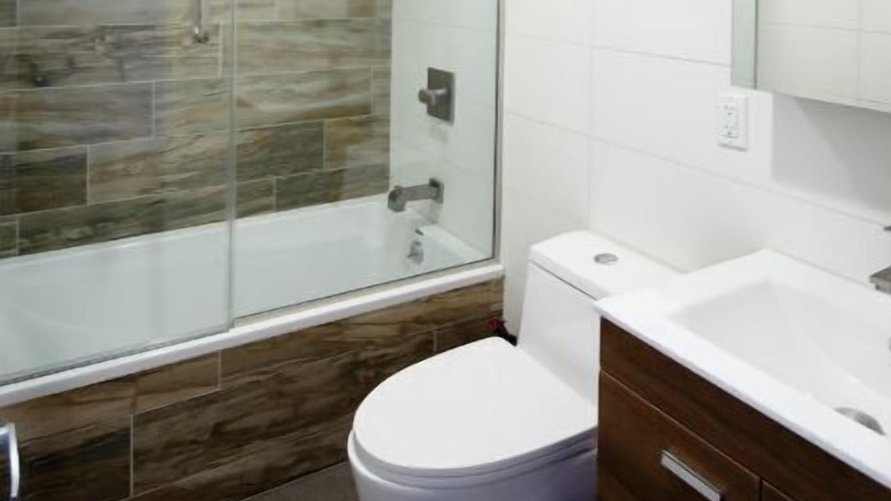 Photo of Bathroom in Bedford-Stuyvesant