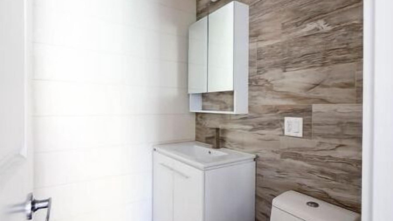 Photo of Bathroom in Bedford-Stuyvesant