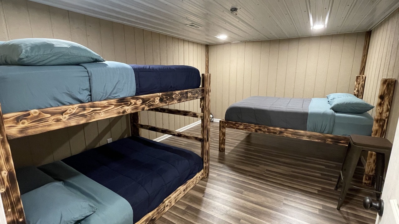 Photo of Bedroom in Pocahontas