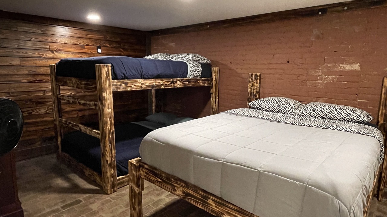 Photo of Bedroom in Pocahontas