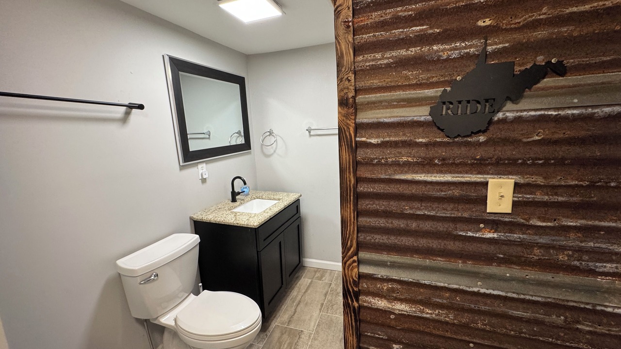Photo of Bathroom in Pocahontas