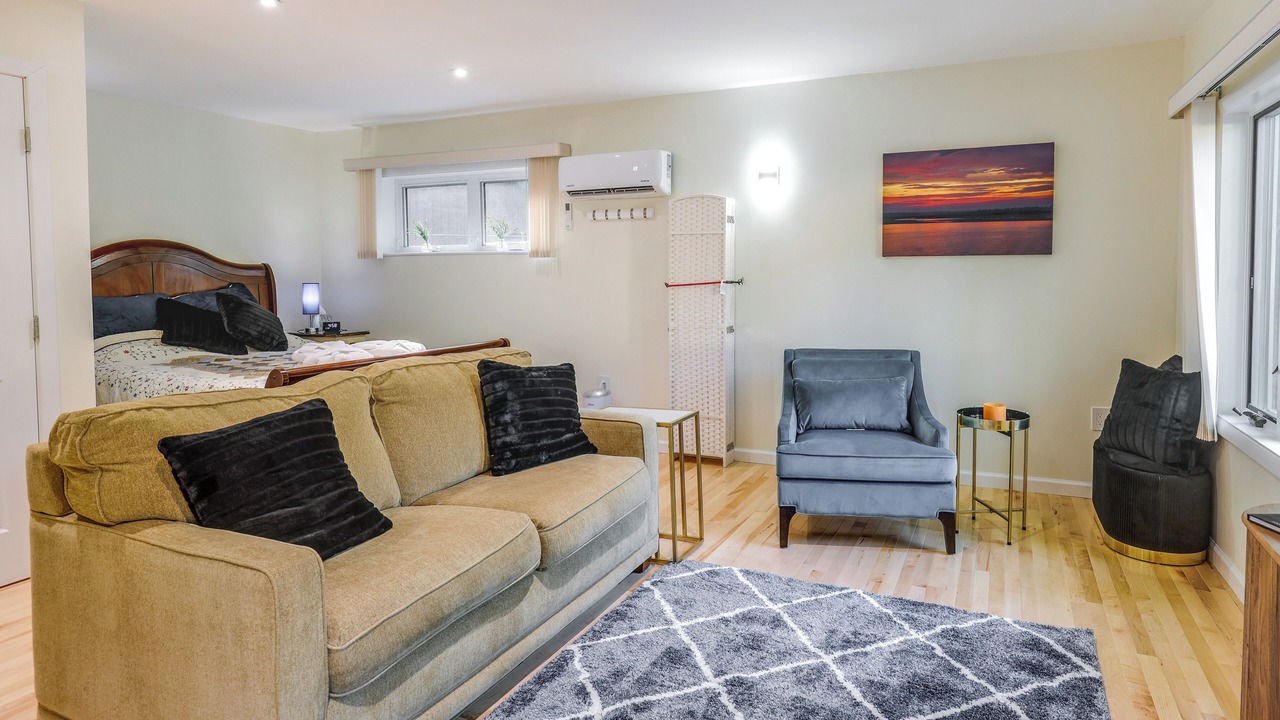 Photo of Livingroom in Newfield