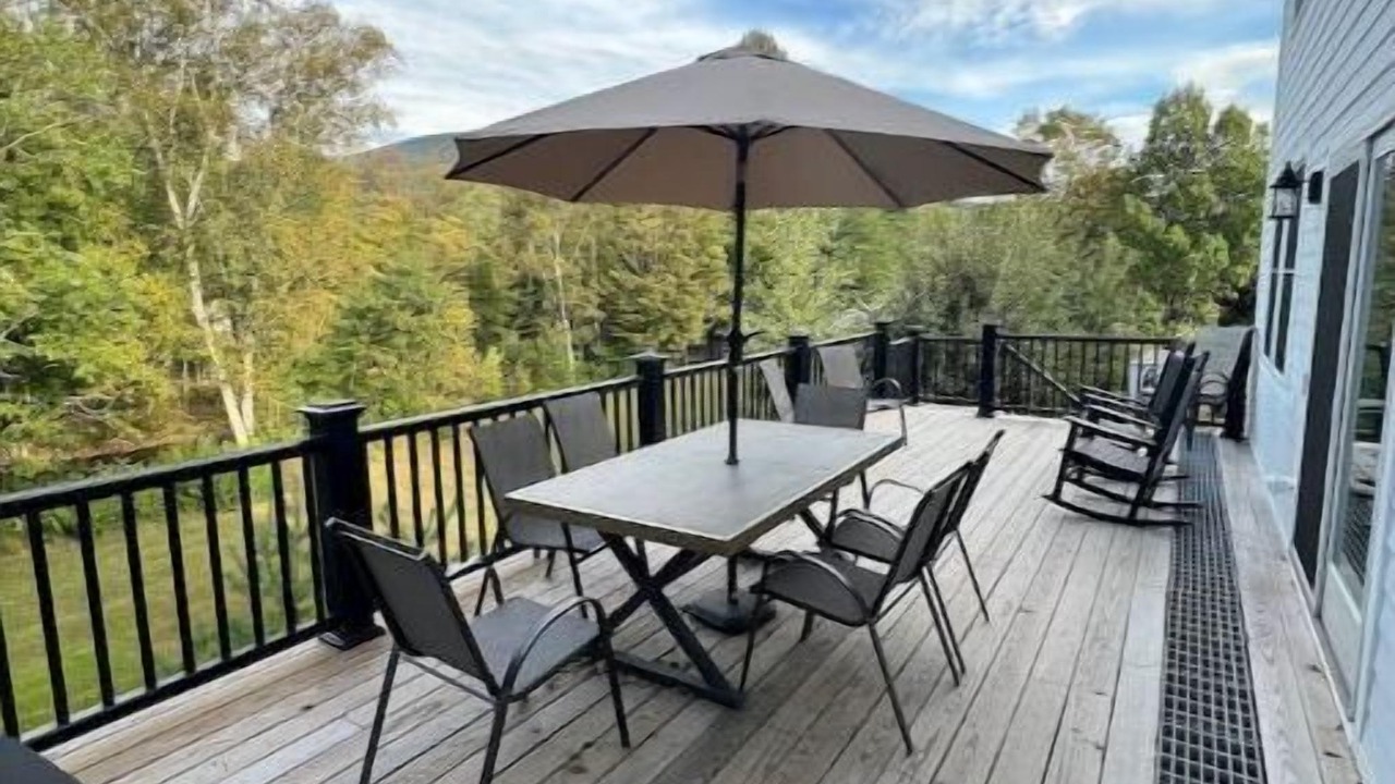 Photo of Outdoor in North Woodstock
