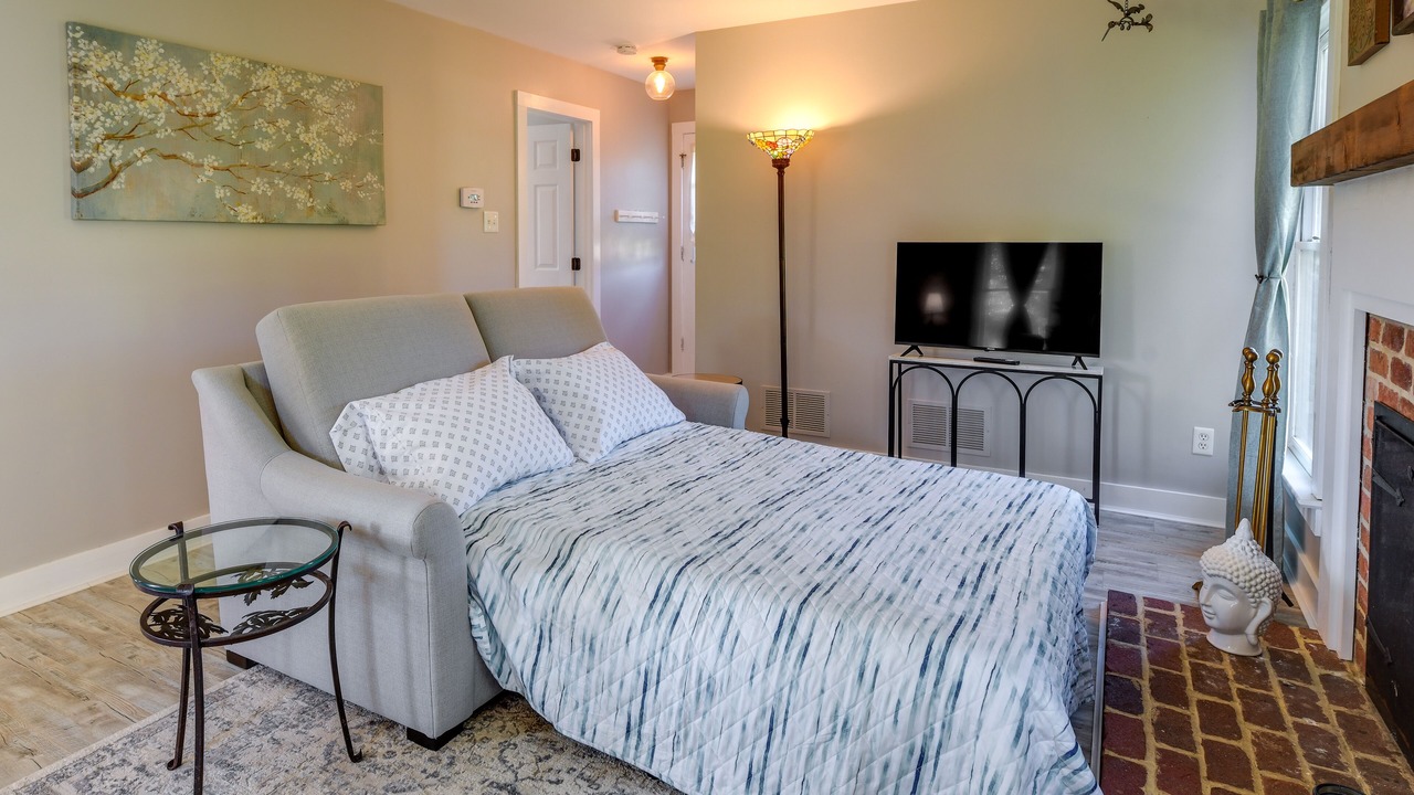 Photo of Bedroom in Midlothian