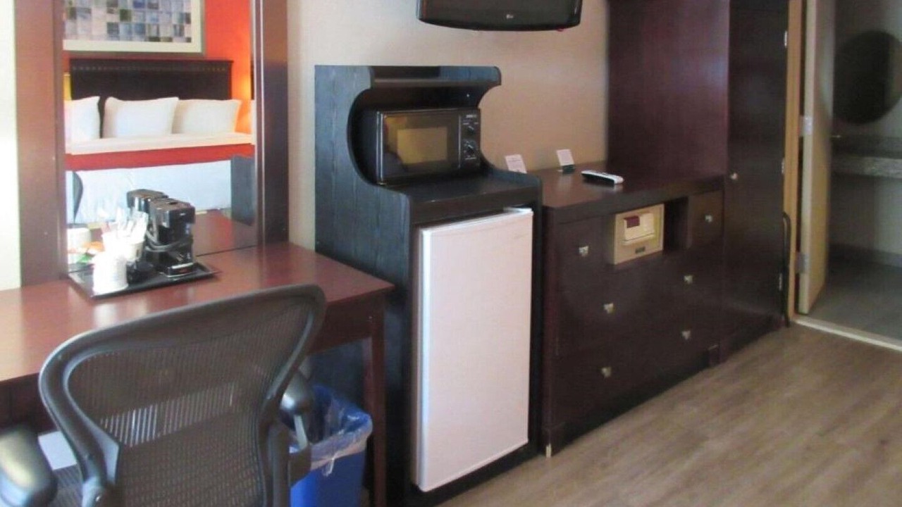 Photo of Bedroom in Wayne