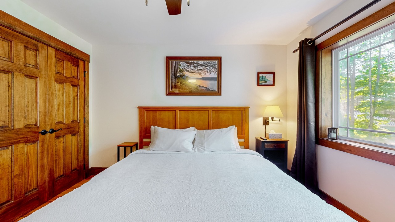 Photo of Bedroom in North Lake George
