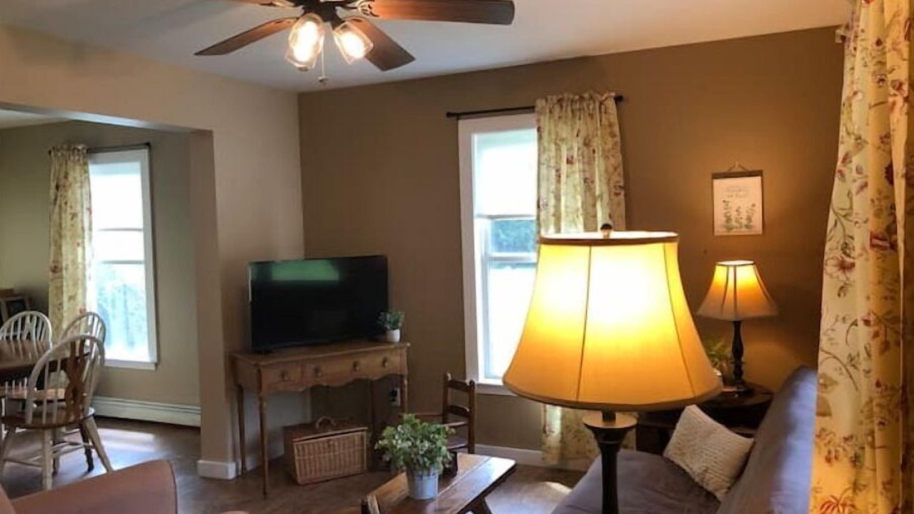 Photo of Livingroom in Schroon Lake