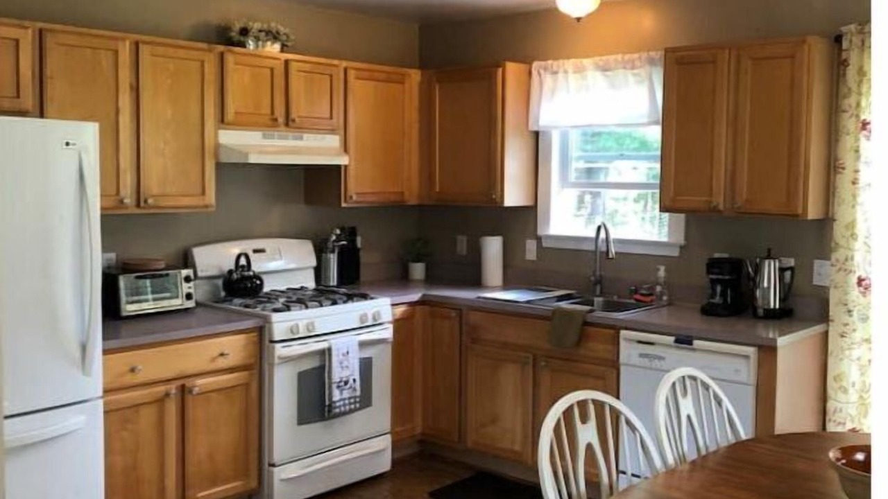 Photo of Kitchen in Schroon Lake