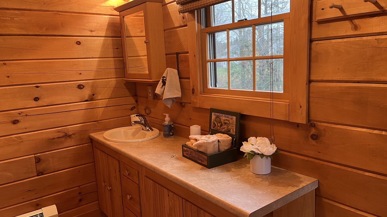 Photo of Bathroom in Colebrook