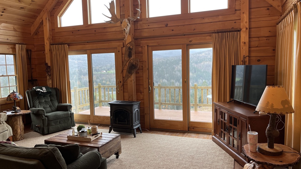 Photo of Livingroom in Colebrook