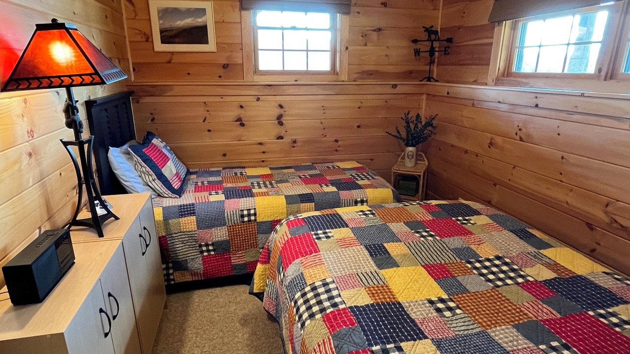 Photo of Bedroom in Colebrook