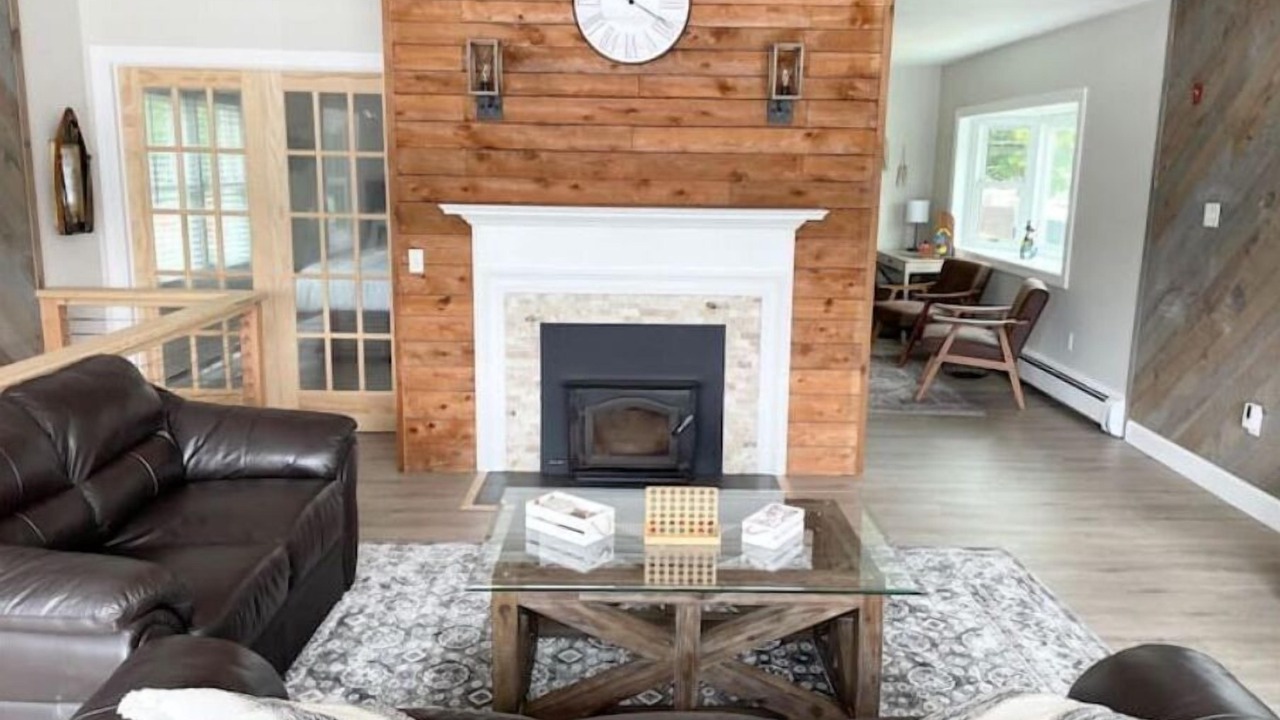 Photo of Livingroom in Wrentham