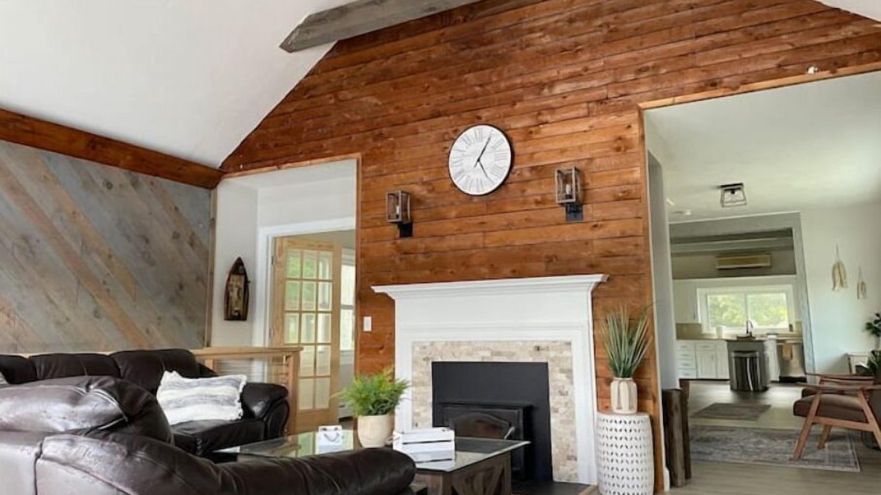 Photo of Livingroom in Wrentham