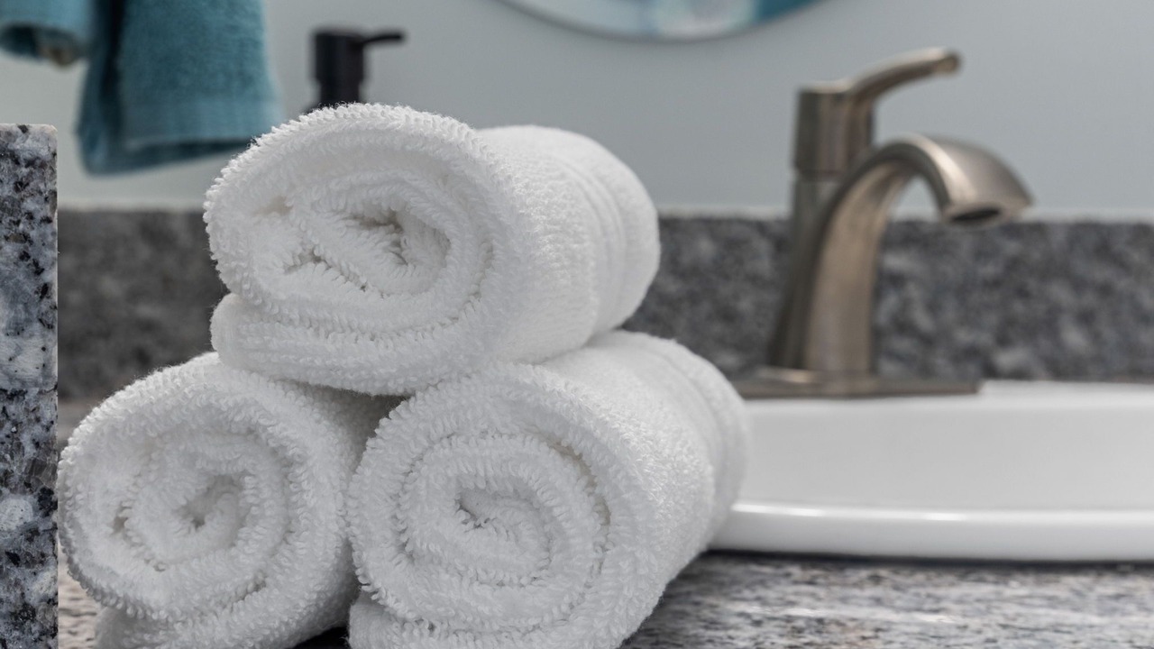 Photo of Bathroom in Ash