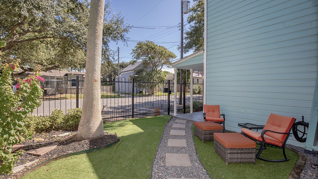 Photo of Patio Balcony in San Jacinto