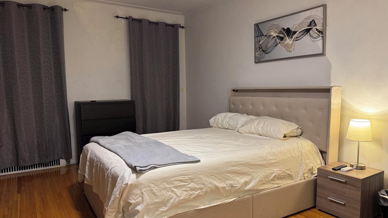 Photo of Bedroom in Queens