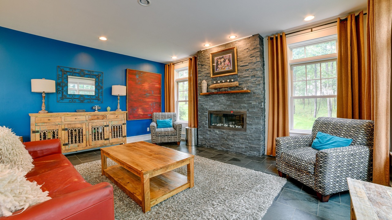 Photo of Livingroom in Ithaca